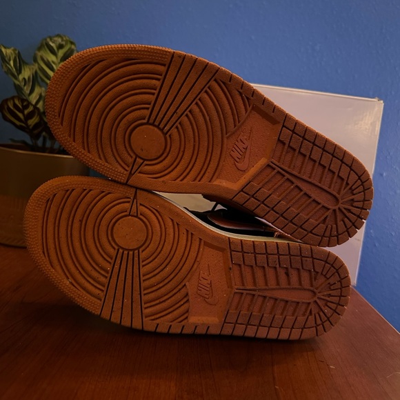 Air Jordan 1 Low - Picture 5 of 5